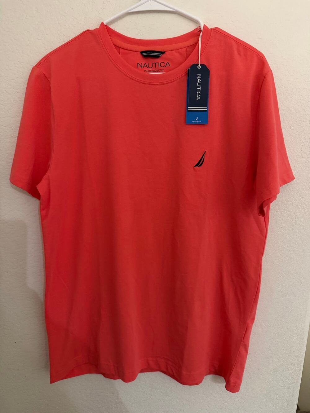 Nautica Performance Tee Men’s Medium Coral Crew Neck Stretch T-Shirt NWT